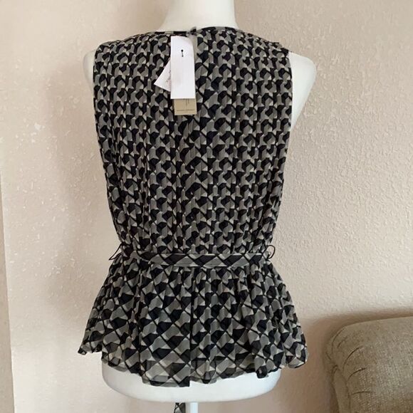 Banana Republic PLEATED TIE-WAIST TANK - Picture 7 of 10